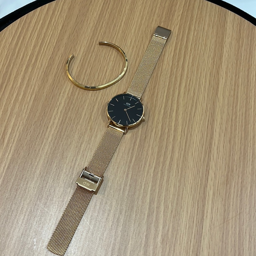 Women’s Rose Gold 28mm watch and cuff set